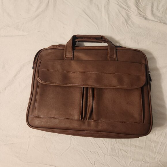 Brown Edmond Leather 15.6" Business Briefcase